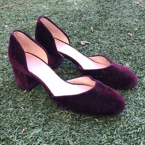 Alex & Alex velvet kitten heels